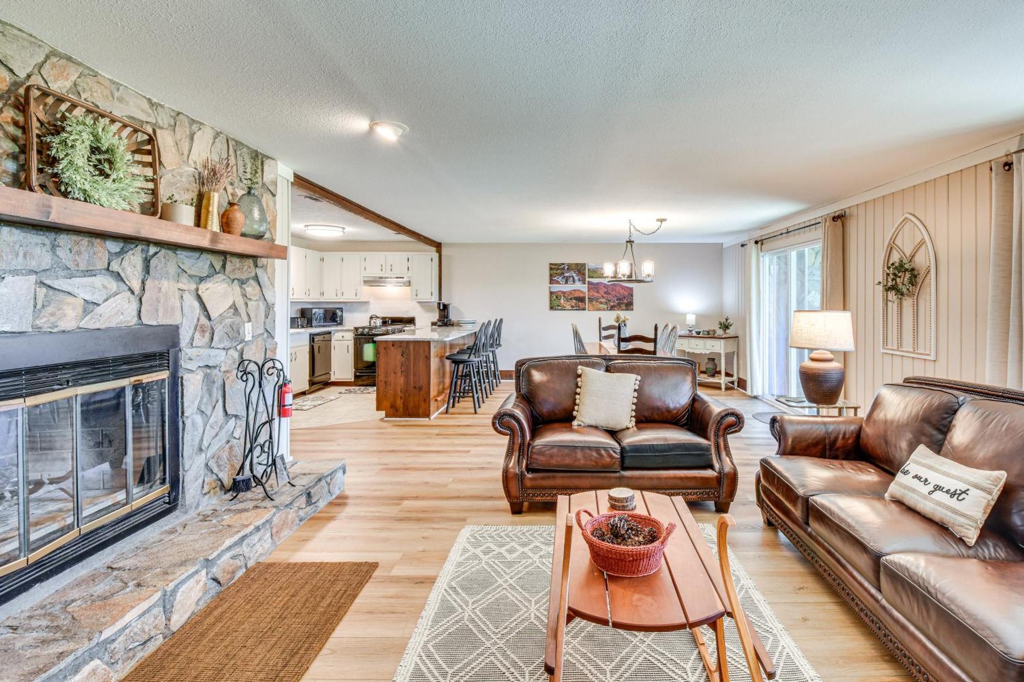 Newly Renovated Sky Valley Condo With Mountain Views Bagian luar foto